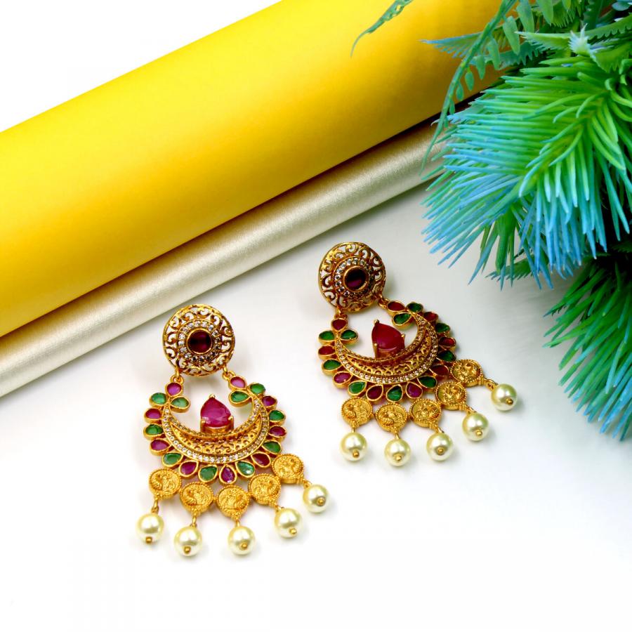 Elegant Temple American Diamond & Pearl Earring