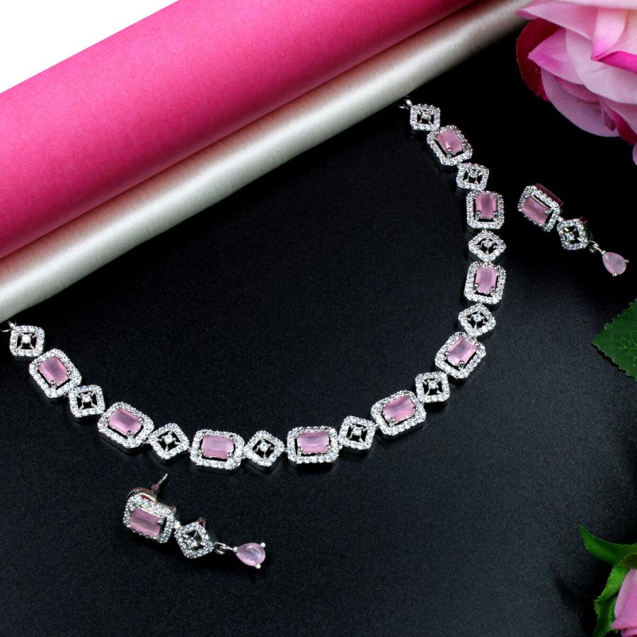 Stylish Short American Diamond Necklace Set