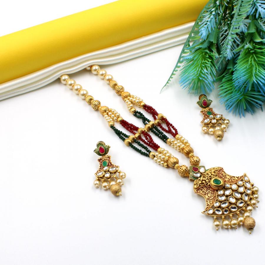 Eye catching Kundan Pearl & Crystal Beads Necklace Set Long