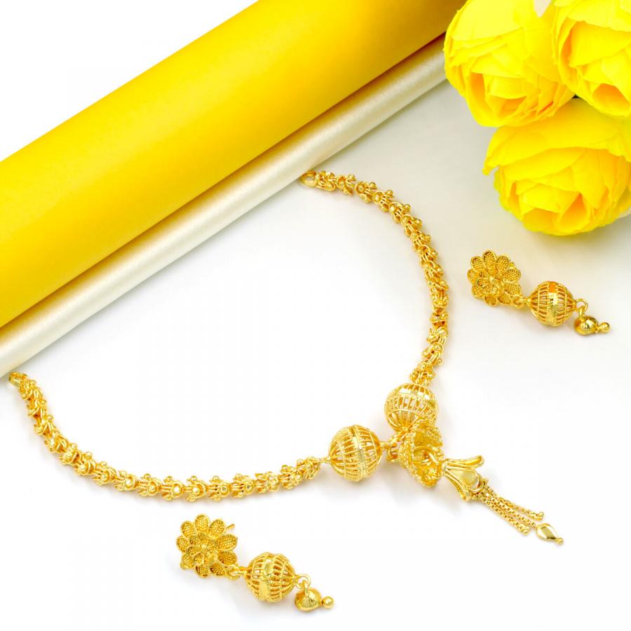 Orlenna Gold Plated Sleek Necklace Set Short