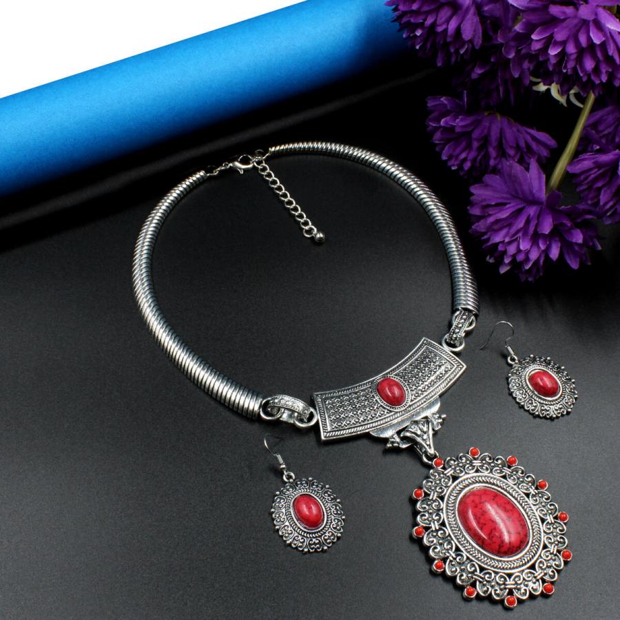 Orlenna Banjaran Oxidized Necklace Set Short - Red