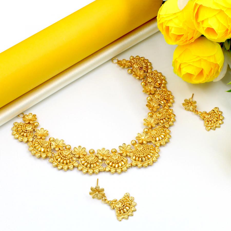 Cleverly Crafted  Short Necklace Set - Gold Plated